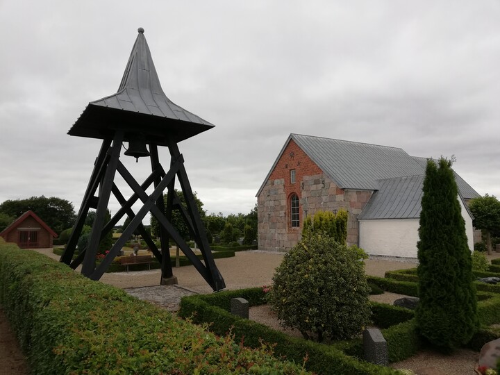 Klokketårnet ved Tirslund kirke