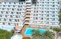Hotel på Gran Canaria med poolområde, palmer og private balkoner.