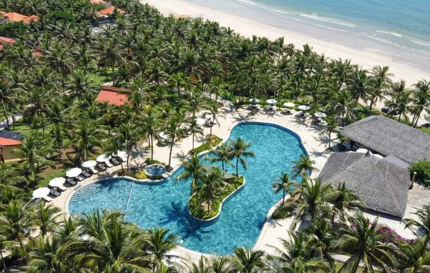 4-stjernede Pandanus Resort beliggende ud til stranden i Mũi Né/Phan Thiet i Vietnam.