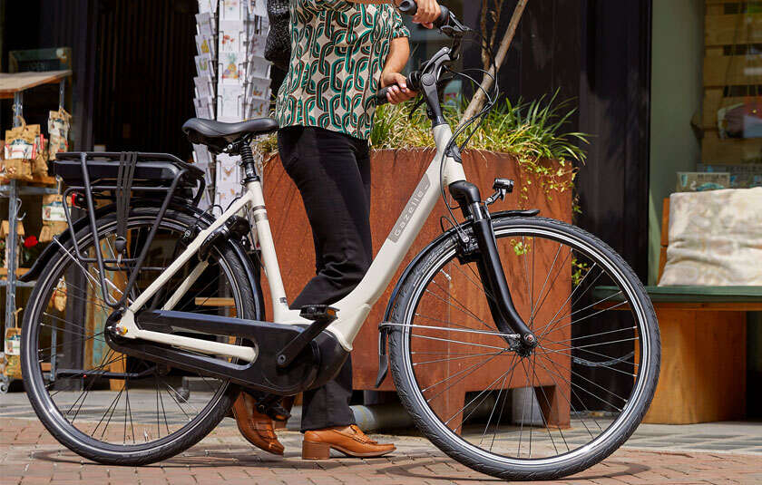 Dame elcykel fra Gazelle - kan købes med rabat hos Design Cykler