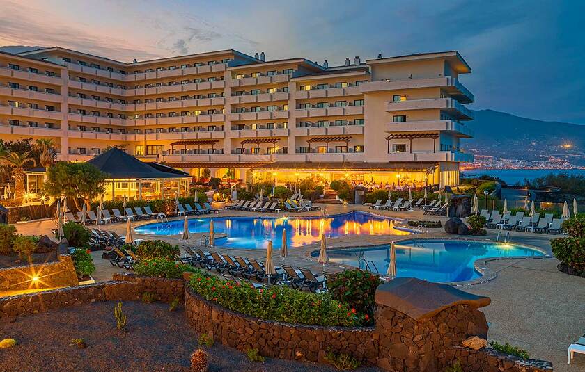 Oversigt over H10 Taburiente Playa hotellet i Los Cancajos på La Palma.